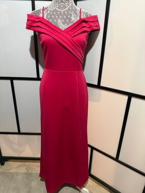 One-Shoulder Fuchsia Evening Gown